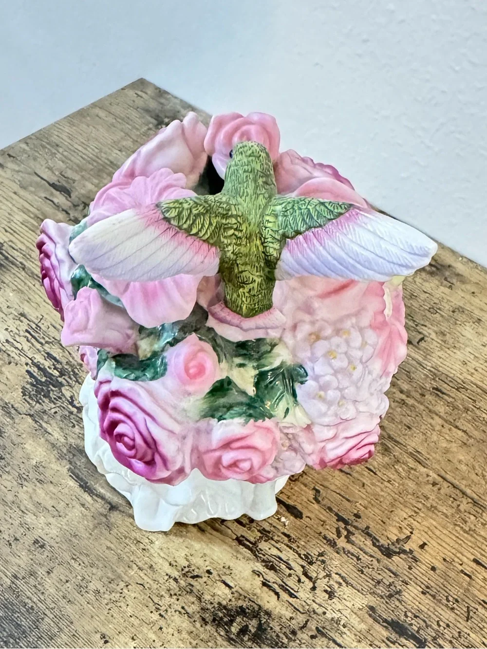 Carlton Card Musical Floral Boot With Hummingbird | Memory Music Box